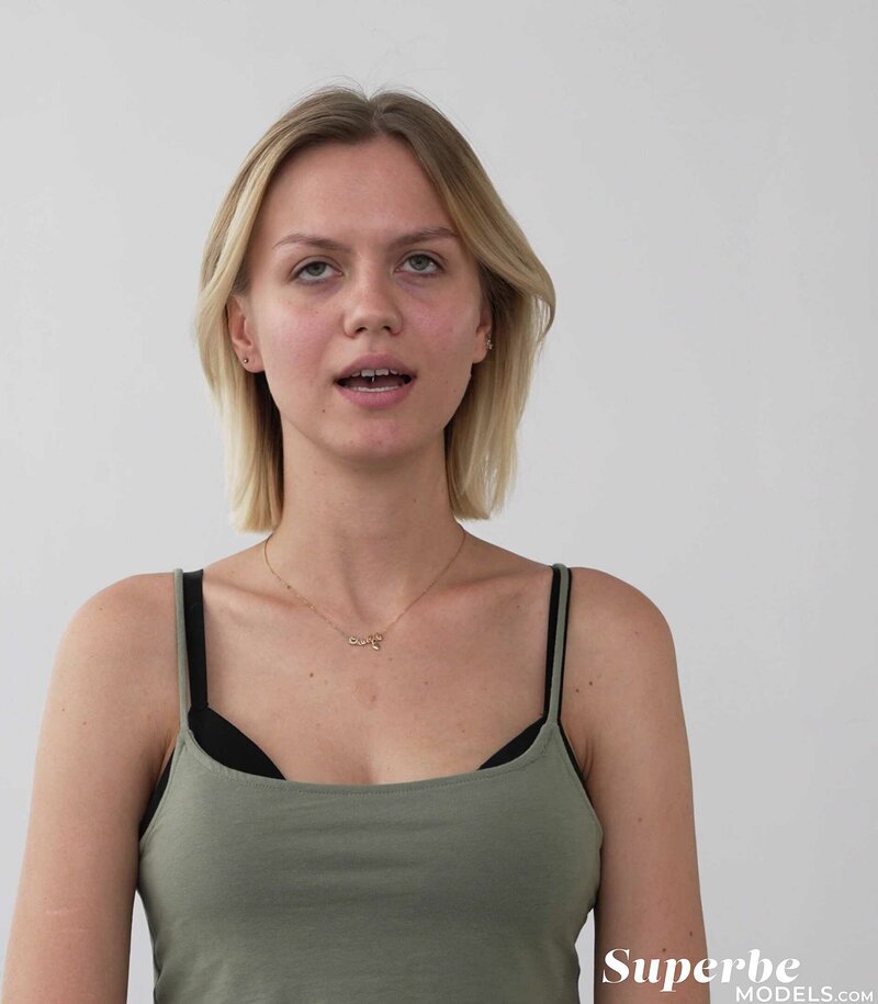 Дашка, 23 года, 1 размер груди